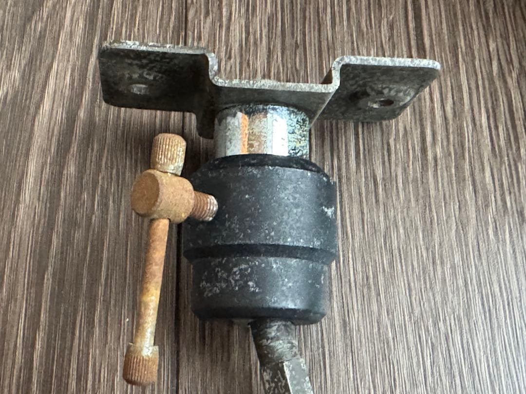 BOSE スピーカー 101MM2台(綺麗) 取付金具1ケ付(錆) 150w