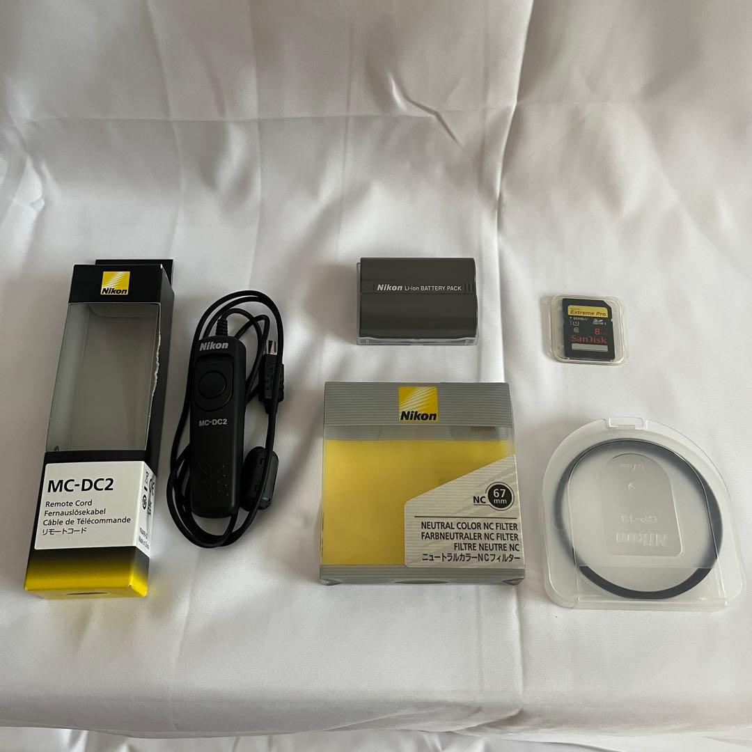 Nikon D90 18-105 VR Kit 本体