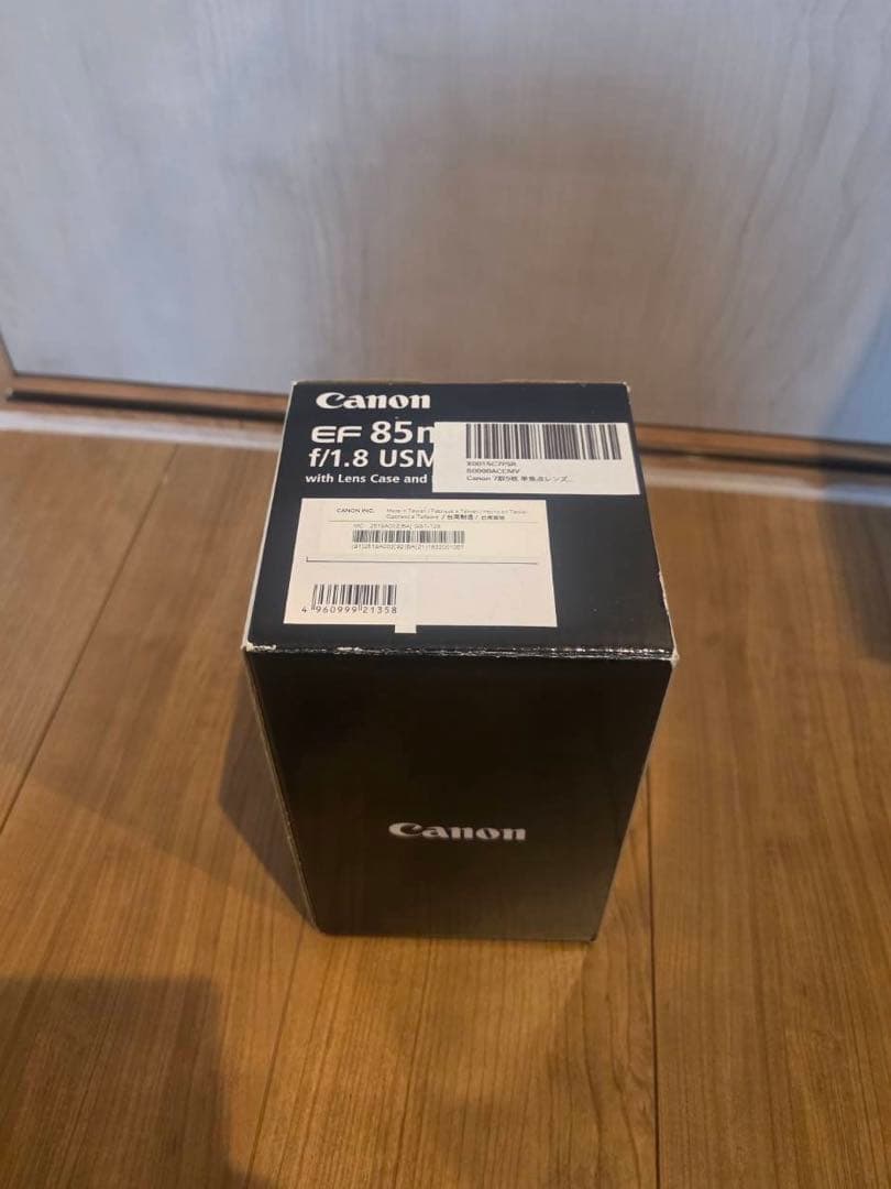 Canon EF 85mm f/1.8 USM レンズ