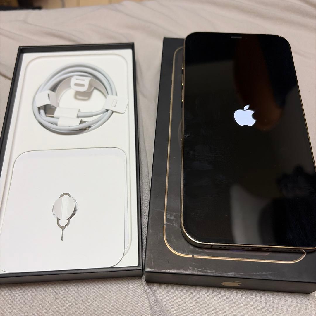 iPhone12 Pro Max 美品　付属品あり