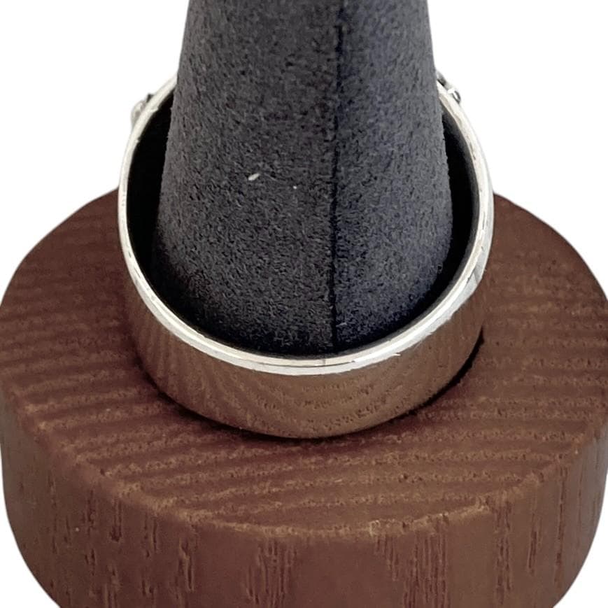 ★新品 silver925 シルバー925 指輪 17号（内径 18.4mm）