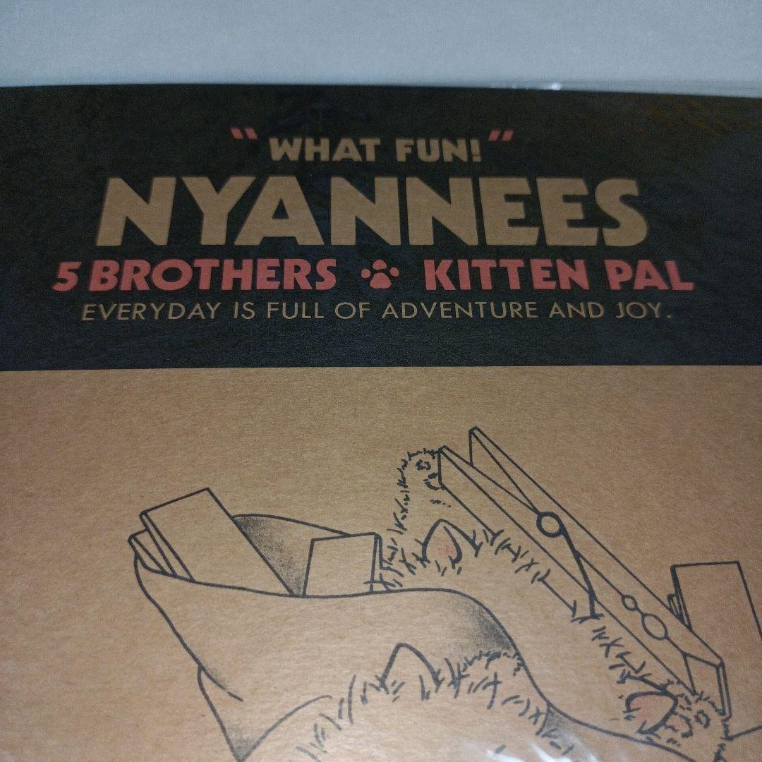 平成レトロ　ニャンニーズ　バインダー　文房具 ファイル　にゃんこ　猫　レトロ