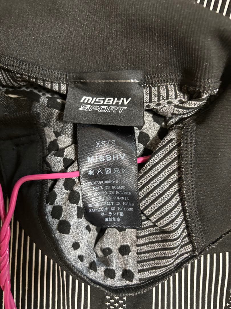 misbhv sport ミスビヘイブ　スポーツトップス　サイズxs