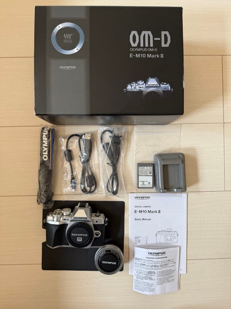 OLYMPUS E-M10 MarkⅢ