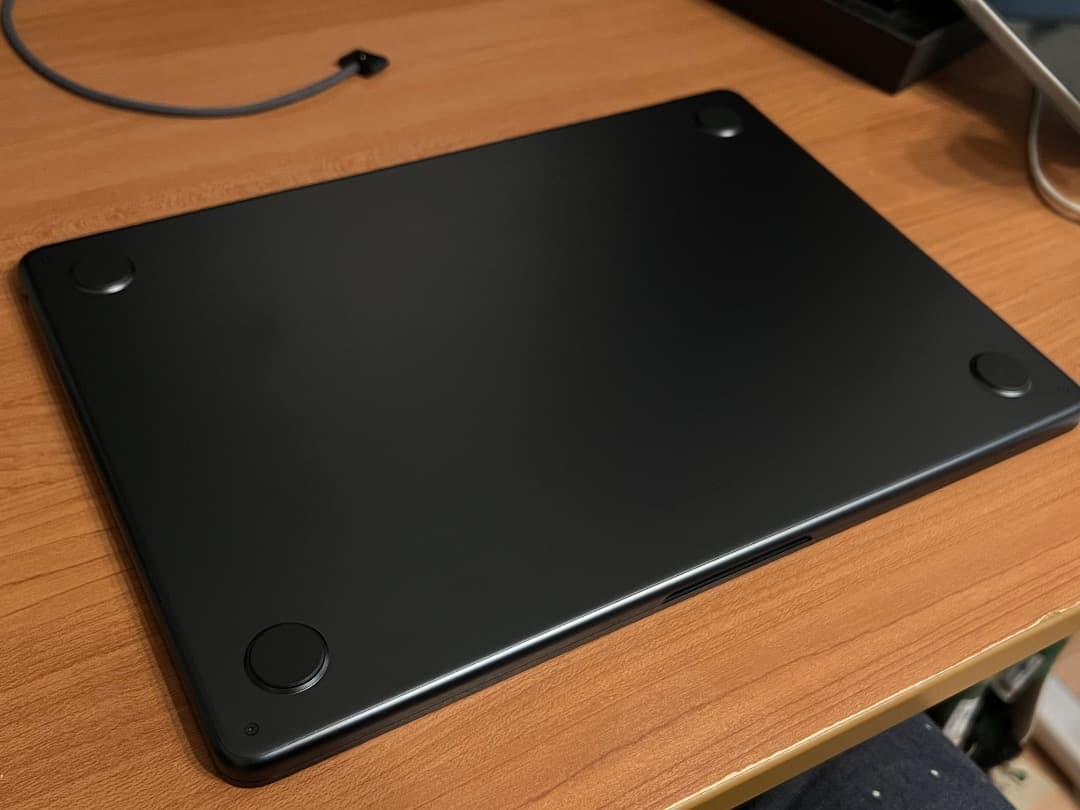 M2 MacBook Air 8G / 512G 本体、箱、付属品一式