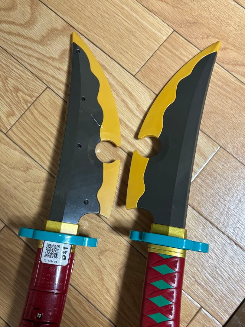 鬼滅の刃宇髄天元　なりきり日輪刀　宇髄　天元　日輪刀