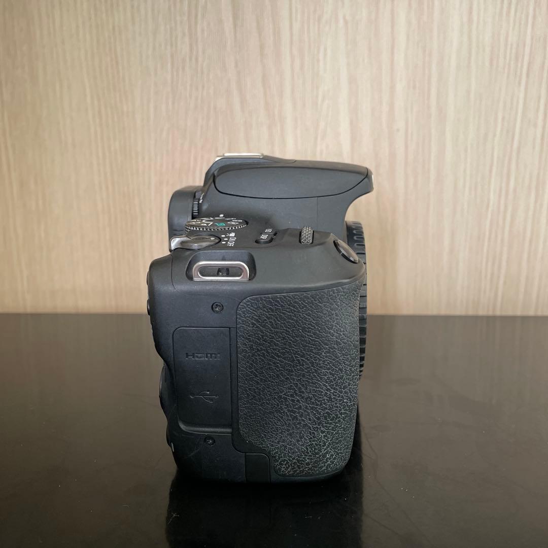 【破格】Canon EOS Kiss X9 ダブルズームキット