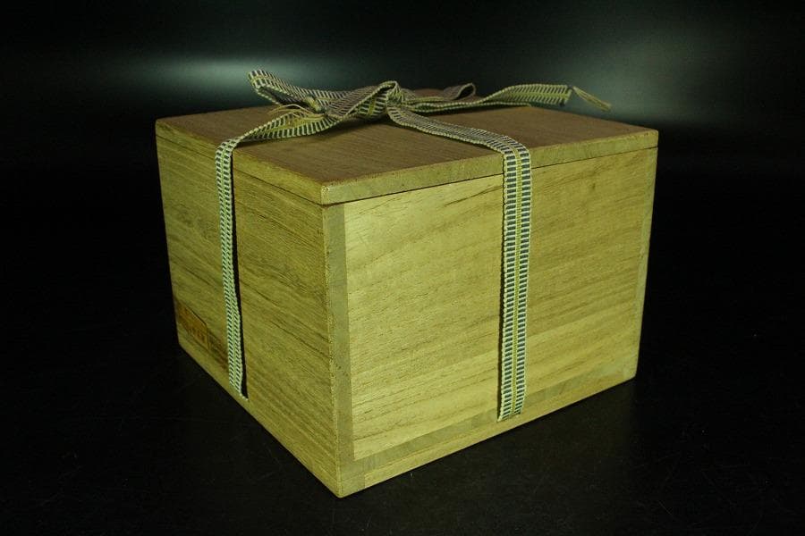 茶道具 平野英雄作 色絵茶碗 未使用 共箱(K-A668)