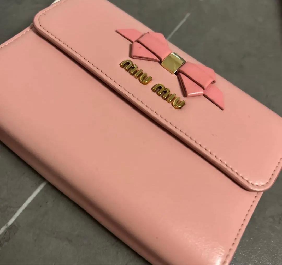 15時までのりぃ　ミュウミュウ　財布