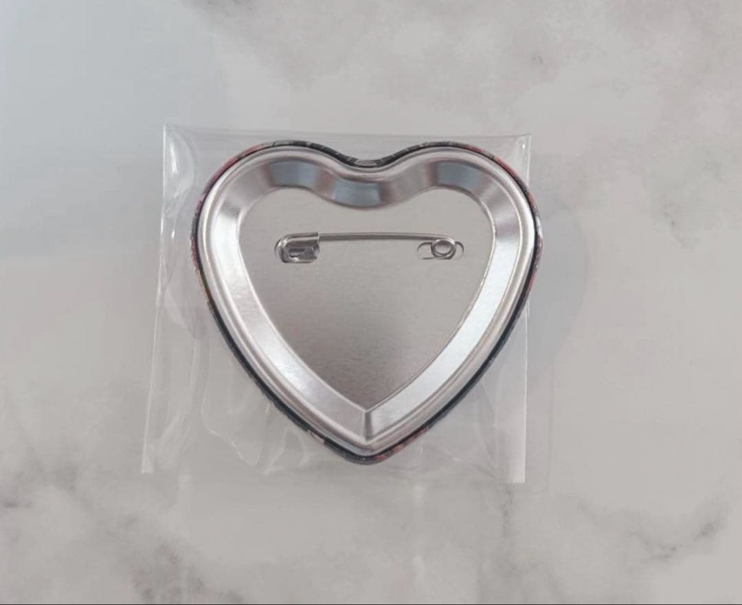 ダンガンロンパ ドレスアップ 大同窓会 ハート缶 缶バッジ セレス