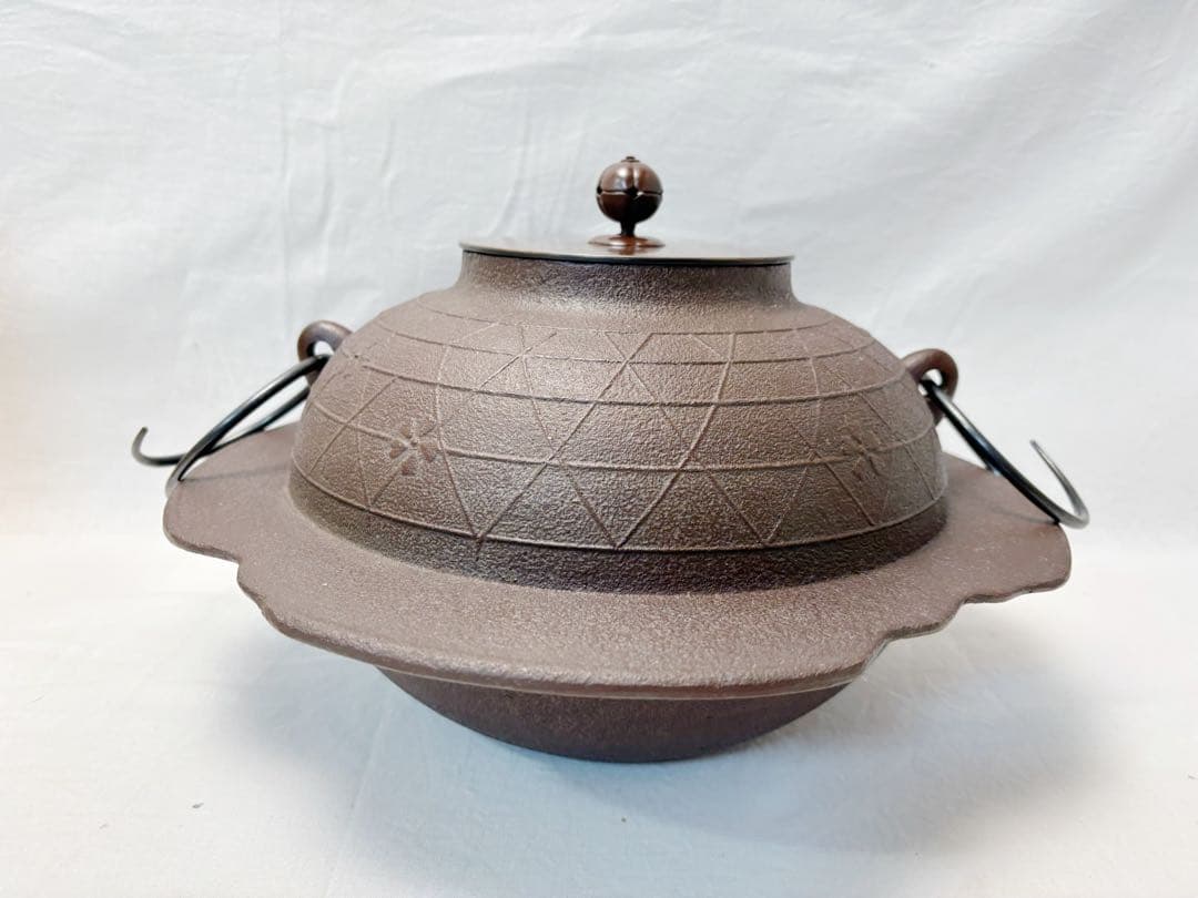 ほぼ未使用 茶道具 人間国宝 釜師 高橋 敬典 造 桜川 透木釜 釜印 共布共箱