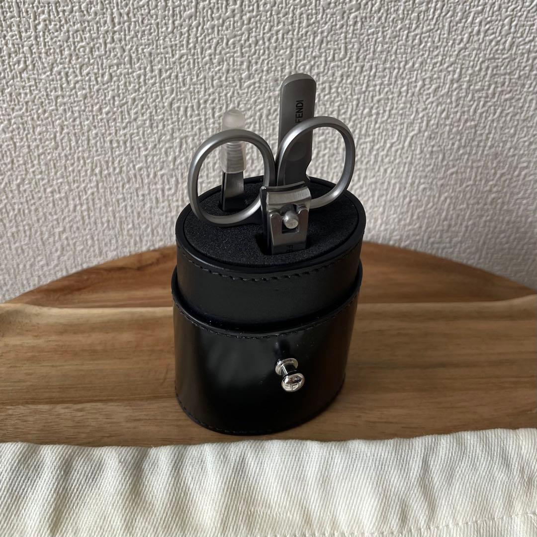 FENDI フェンディ FF ネイルケア 新品未使用 旅行 クリスマス ギフト