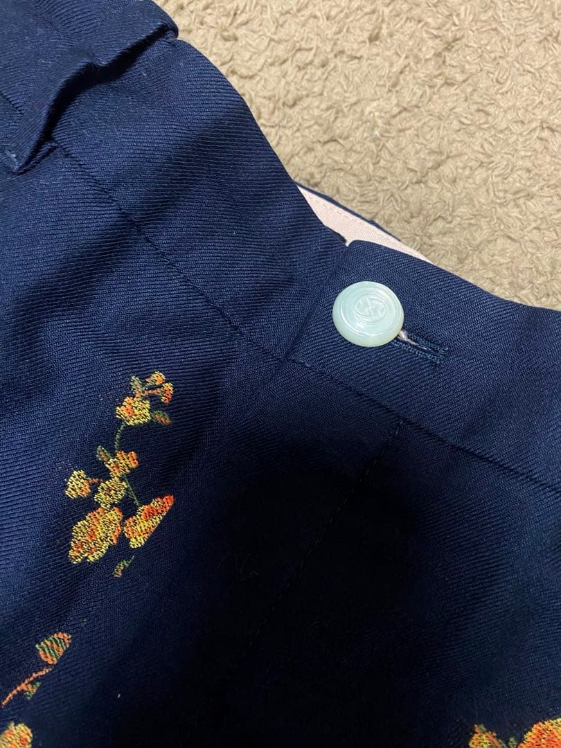 GUCCI 花柄刺繍 パンツ センタープレス