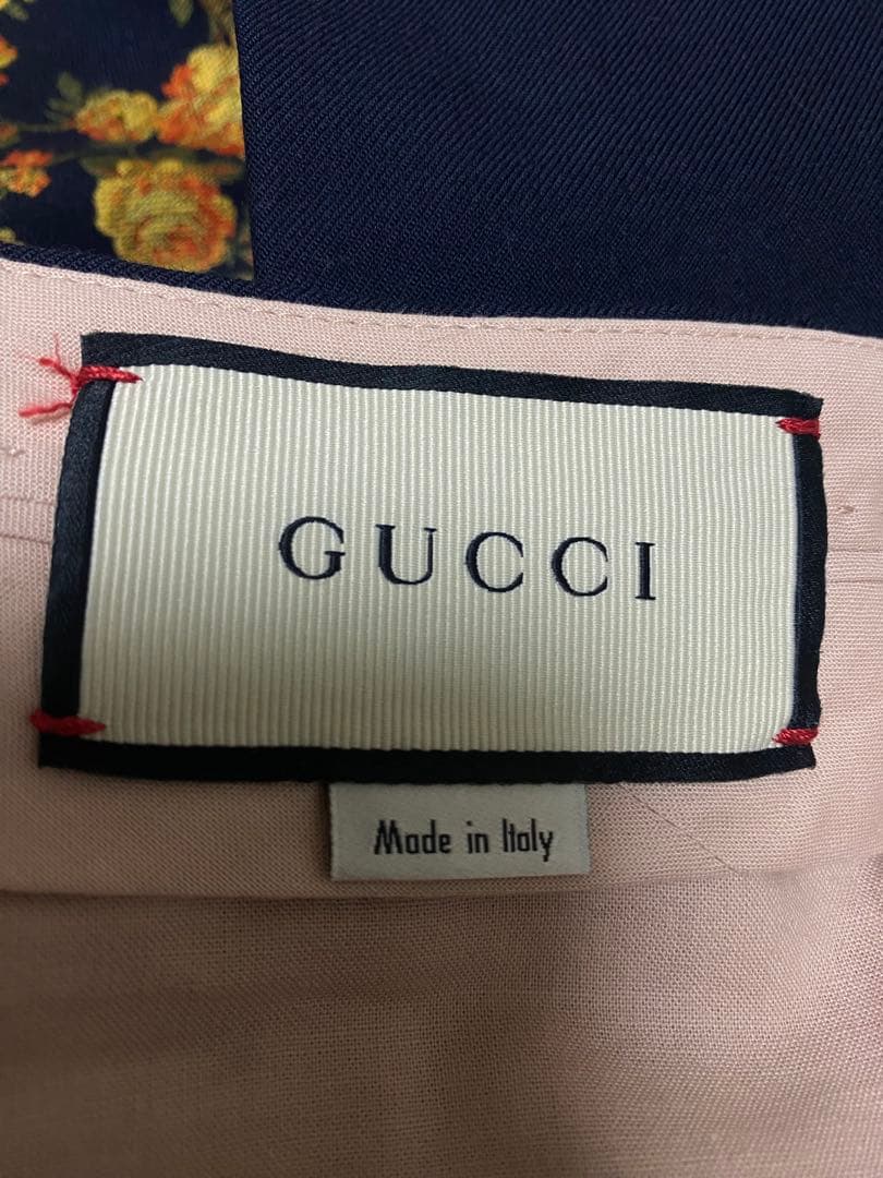 GUCCI 花柄刺繍 パンツ センタープレス