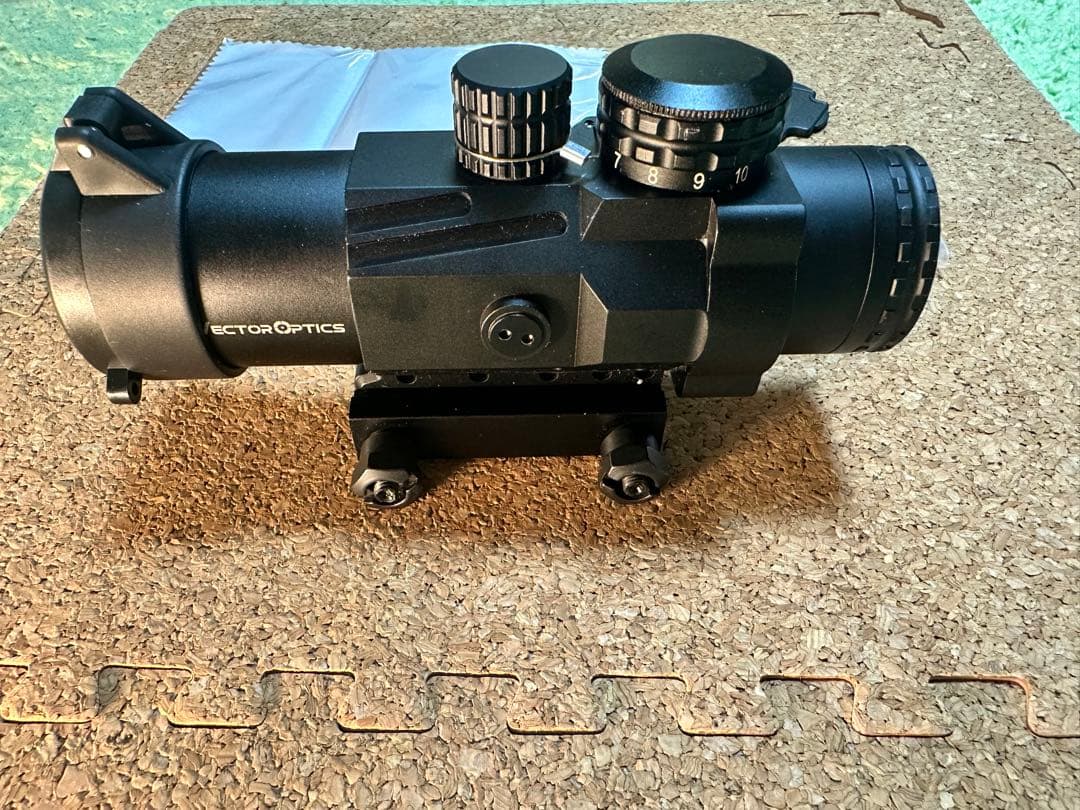 VECTOR OPTICS Calypos 3x32 スコープ