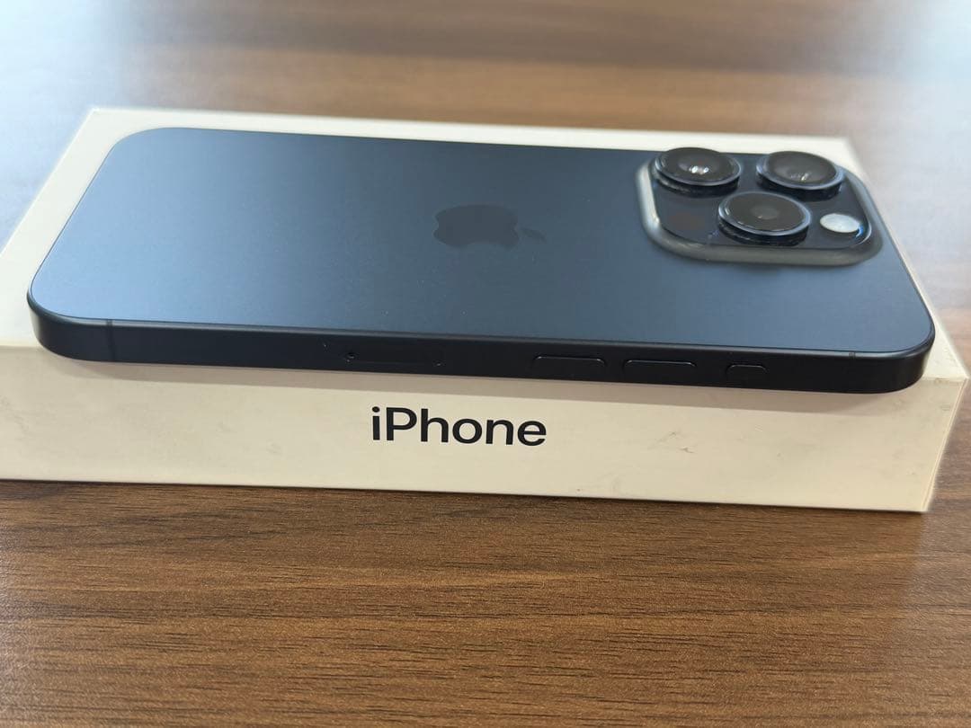 ？AppleCare付 iPhone 15 Pro 512GB