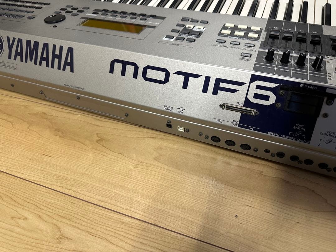 YAMAHA MOTIF 6 シンセサイザー
