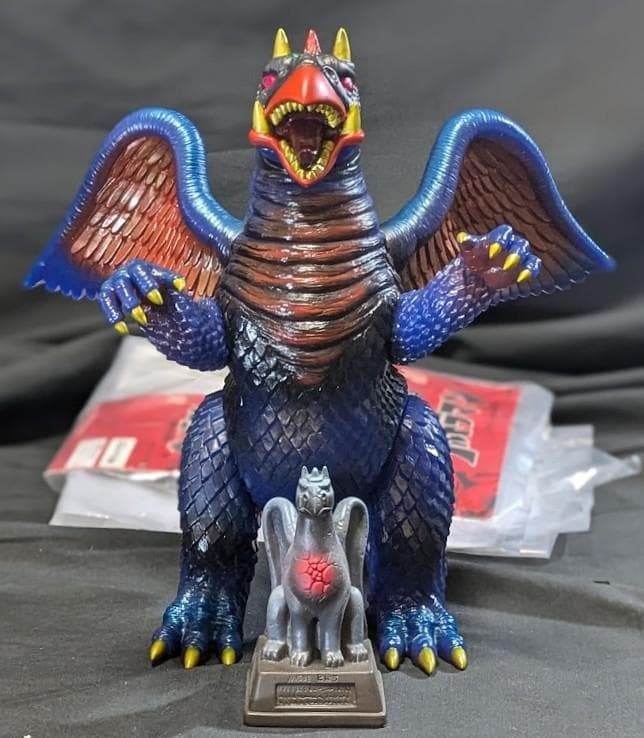 楳図かずお版 ヒドラ＋石像（フューチャーモデルズ／アート・ストーム）ソフビ