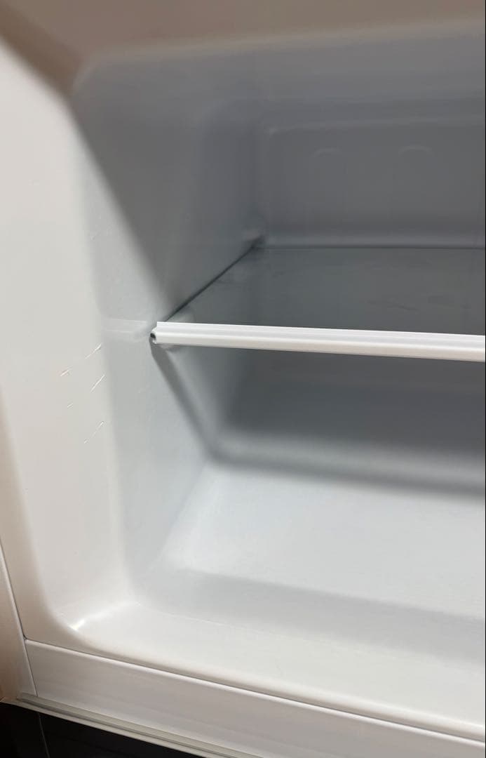 大幅値下げ‼️早い者勝ち‼️Hisense ホワイト 冷蔵庫 上開き