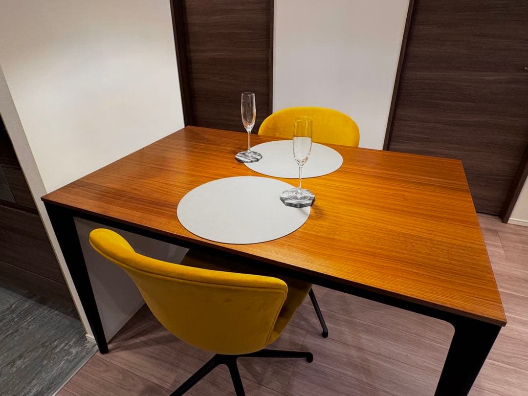 BoConcept Torino ダイニングテーブル