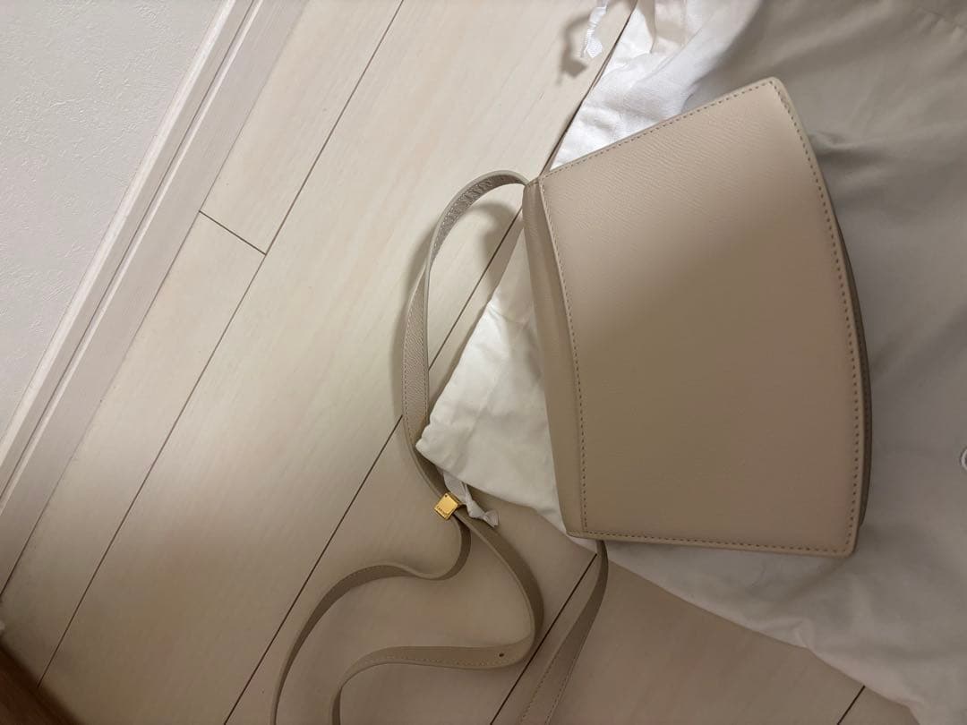 CAFUNÉ ベージュ ショルダーバッグ