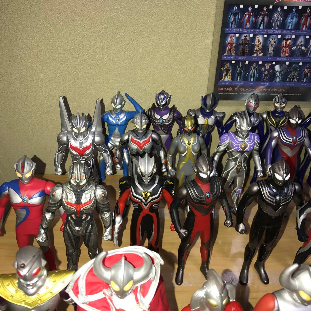 ウルトラマンソフビ　89体