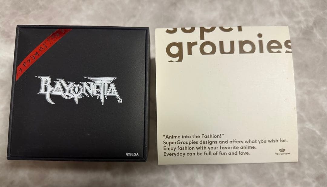 SuperGroupies ベヨネッタ モデル 腕時計 BAYONETTA