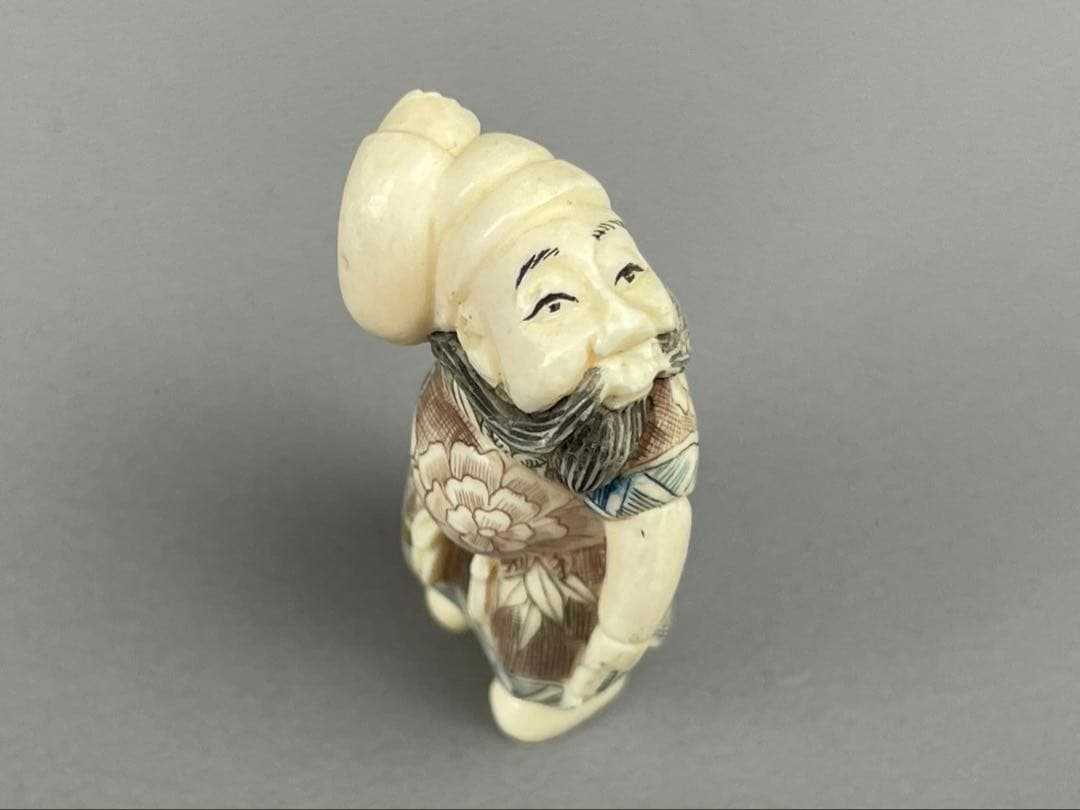 極上細密細工 天然白材 人物 根付 時代 東洋彫刻 アンティーク