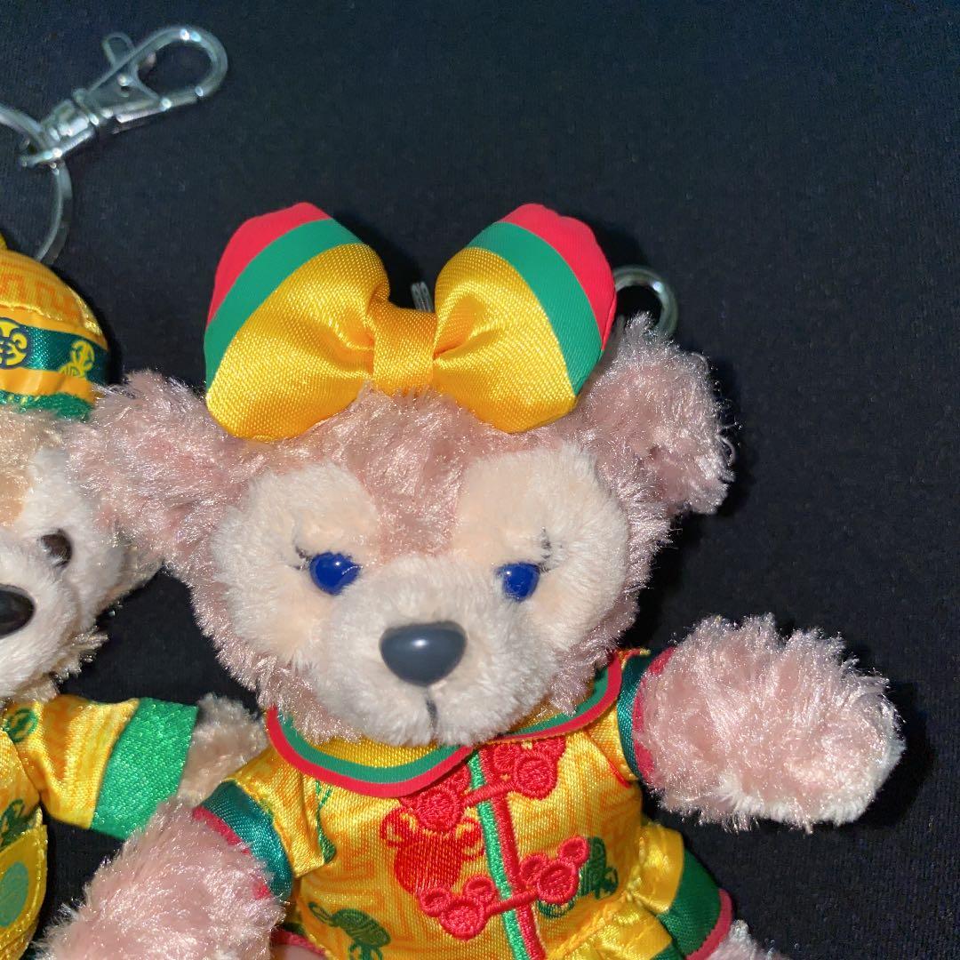 旧正月　ダッフィー シェリーメイ ぬいぐるみバッジ