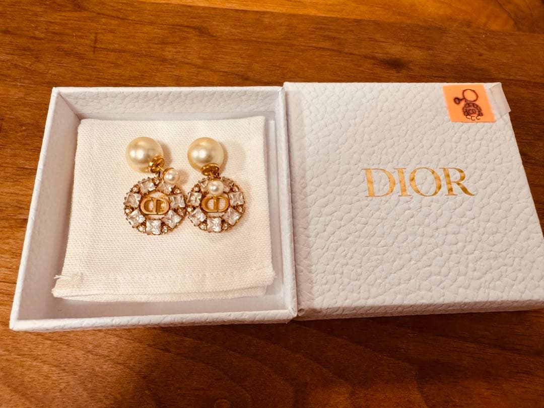 Dior Tribales ピアス メタル・レジンパール・クリスタル