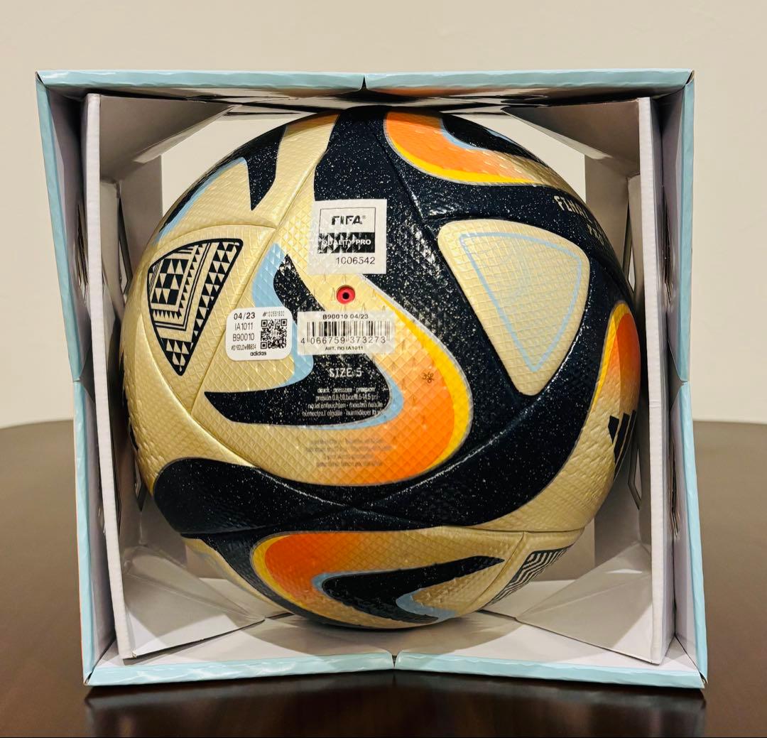 アディダス ファイナル オーシャンズ プロ 公式試合球 サッカーボール 5号球