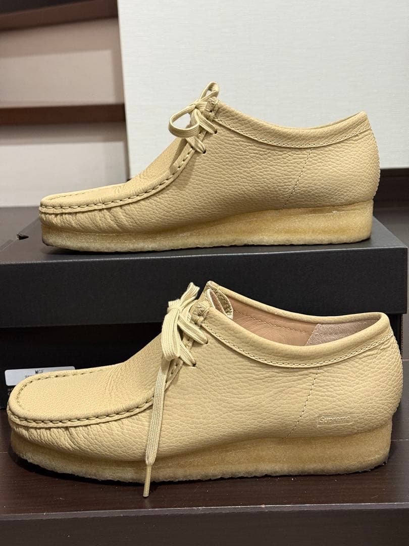 靴 Supreme/Clarks Reflective Wallabee 25.5