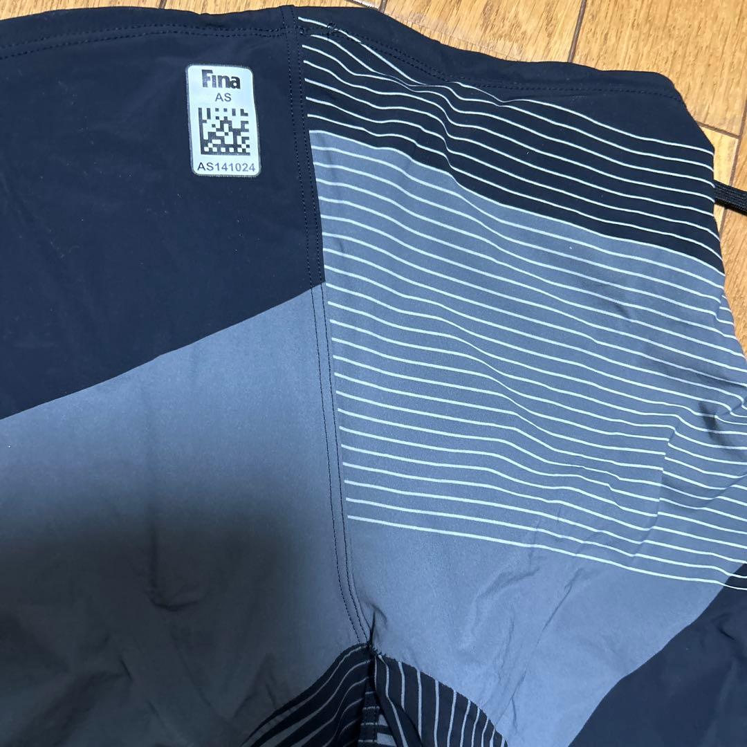 アシックス水着　L