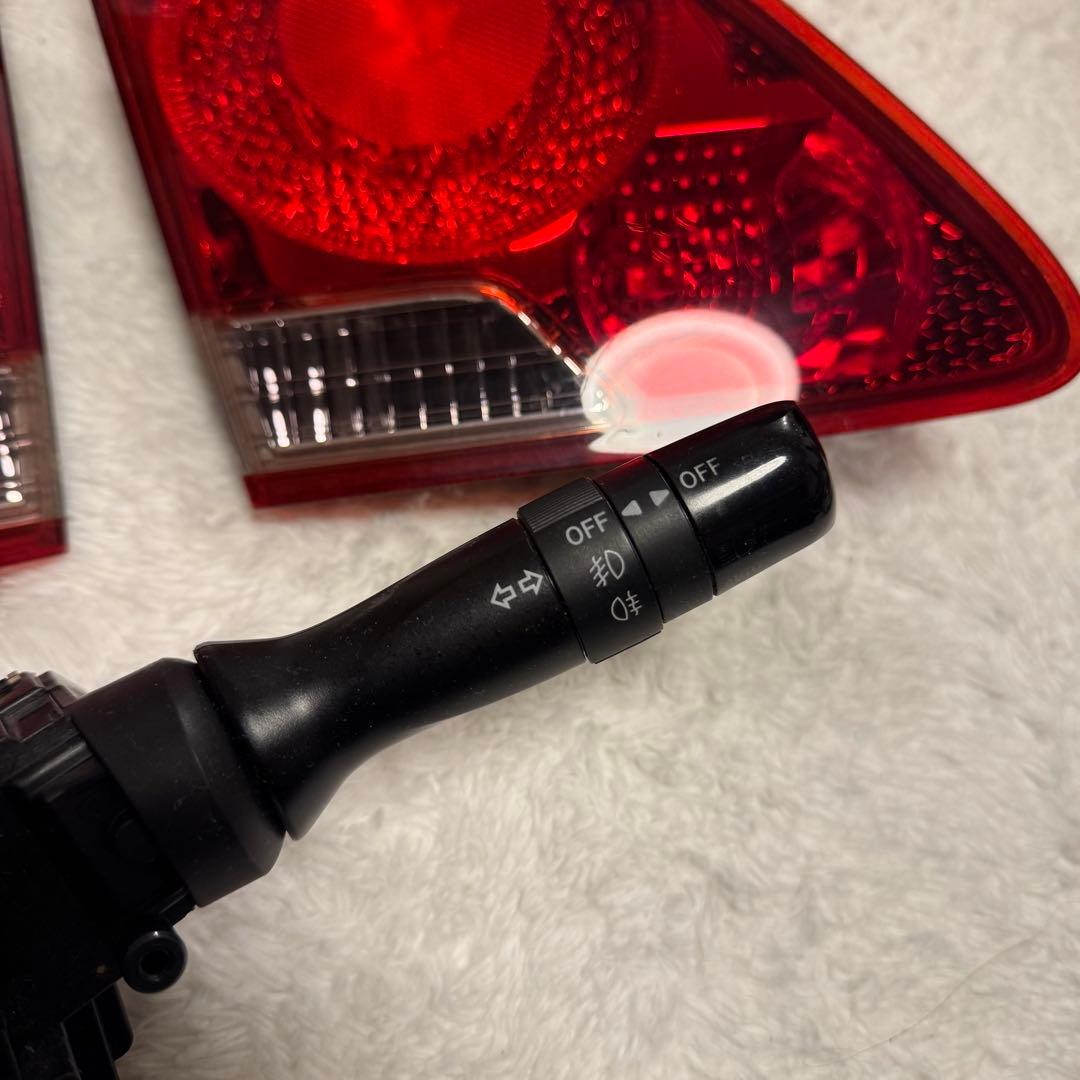 18系クラウンGRS180 アスリート後期 寒冷地テール リアフォグスイッチ付き