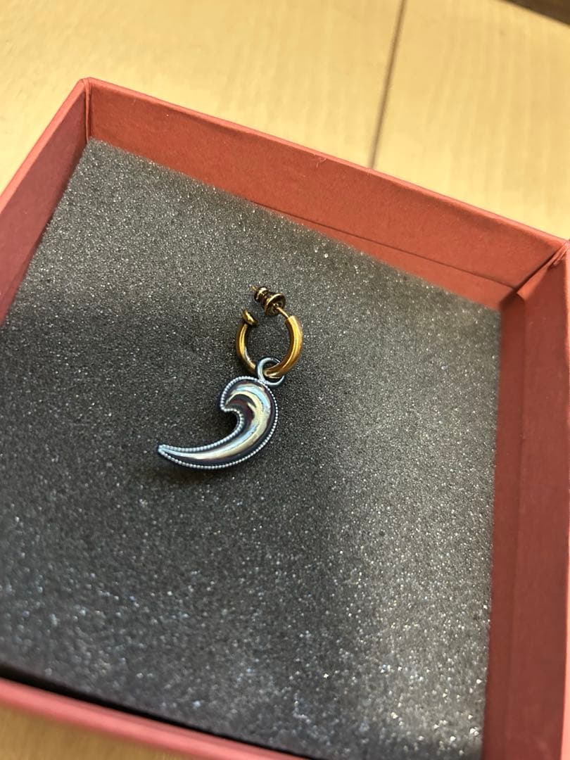 ETRO ミニメタリック ペイズリーディテール ピア ス片方のみ