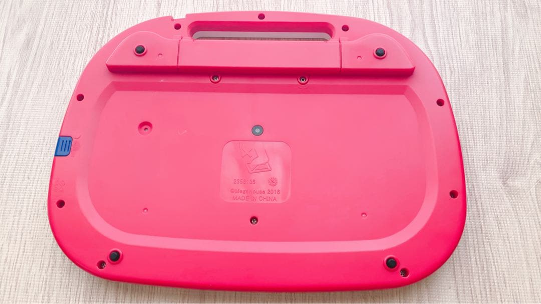 OEKAKI Artist 赤/白 インタラクティブタブレット 充電器付き