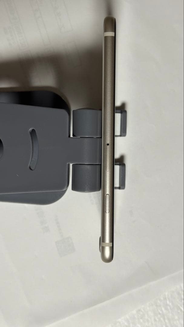 iPhone SE 第3世代 64GB スタートライトSIMフリー