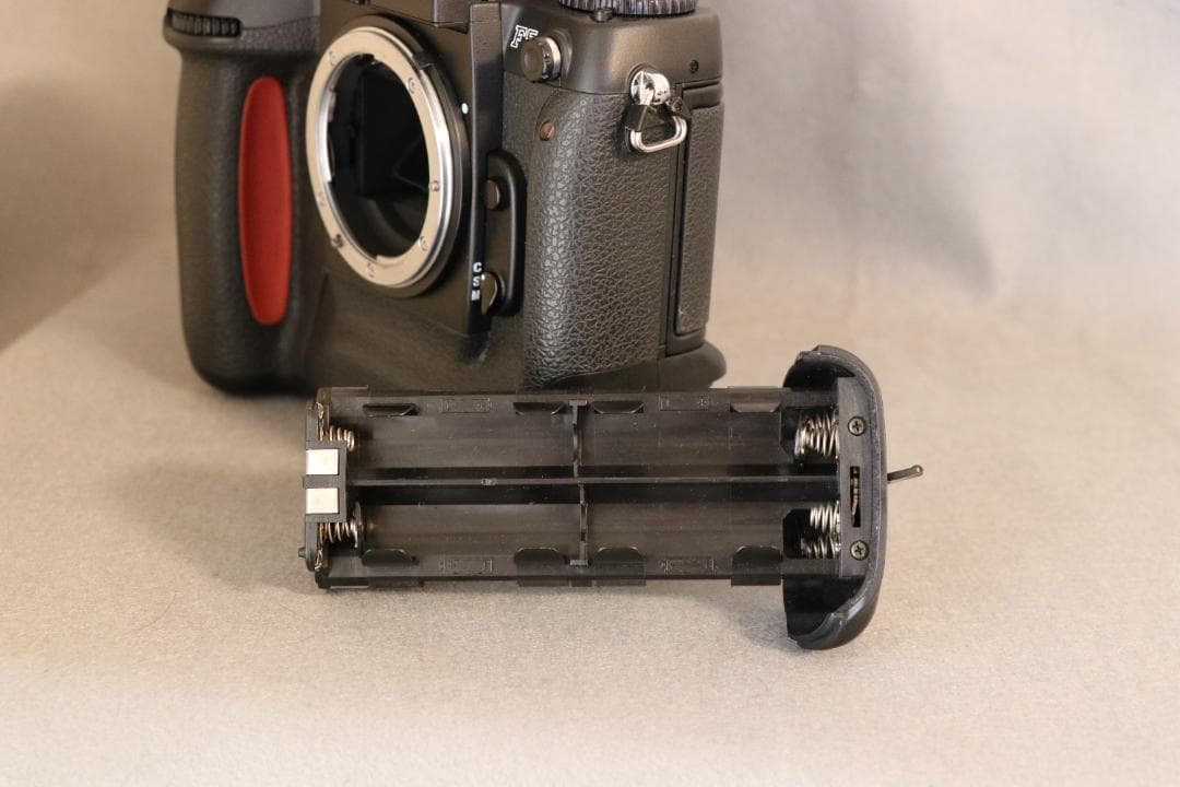 Nikon F5 一眼レフカメラ