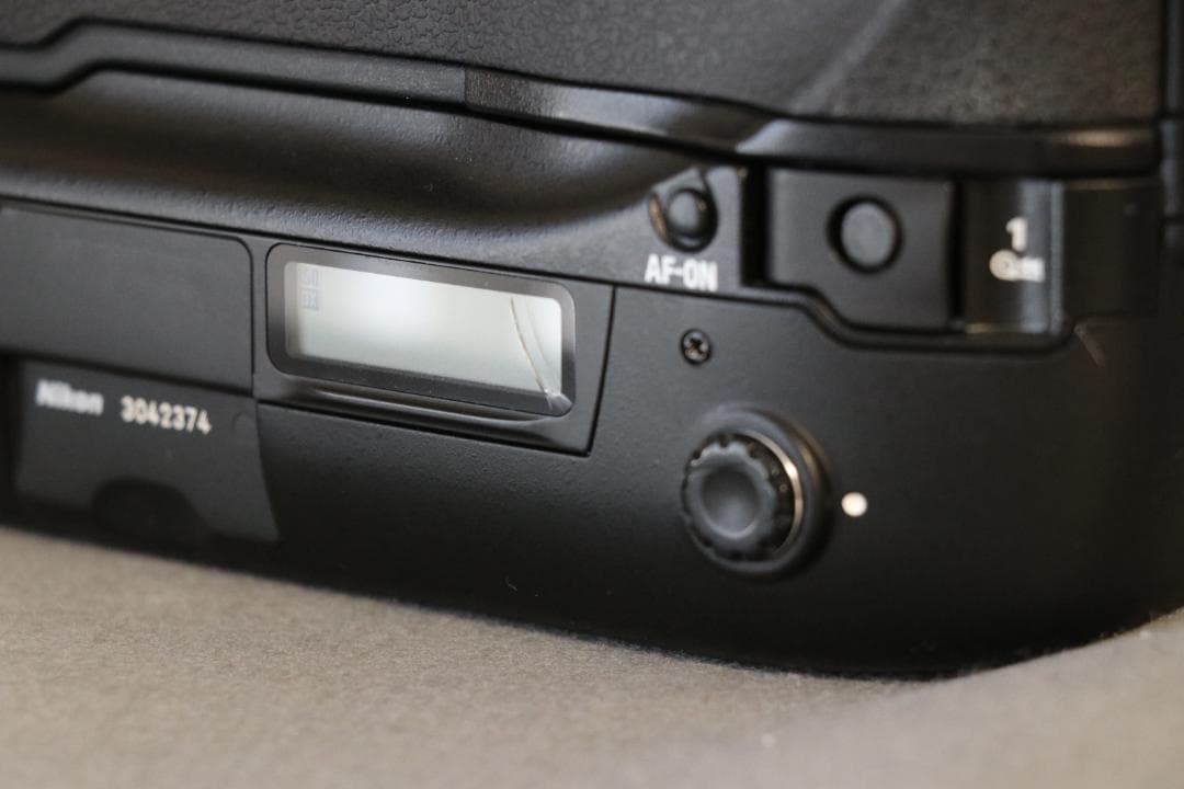 Nikon F5 一眼レフカメラ