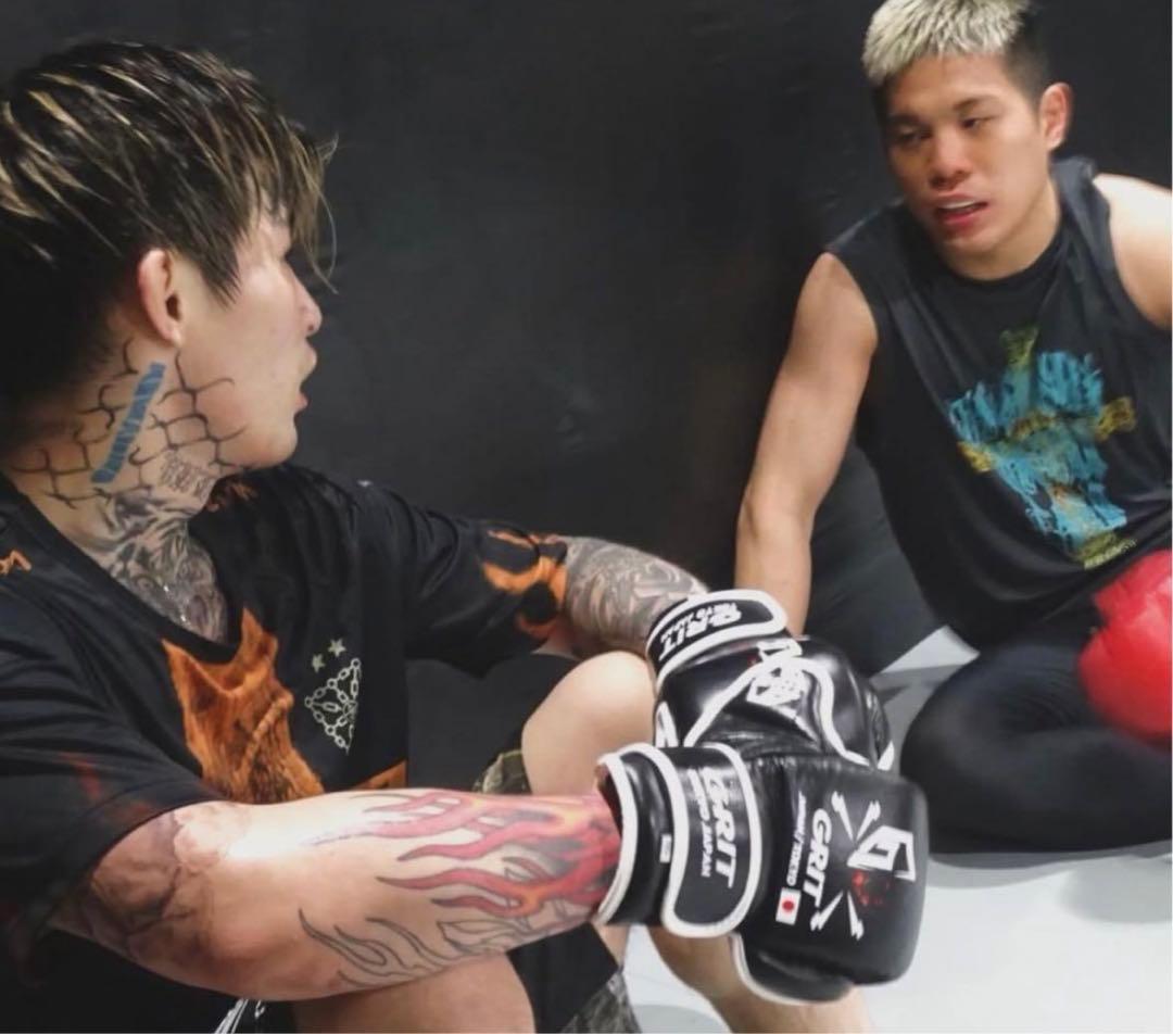 GRIT ボクシンググローブ フリーサイズ ブラック/レッド