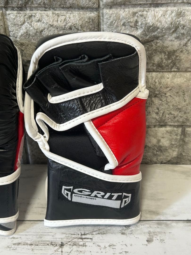GRIT ボクシンググローブ フリーサイズ ブラック/レッド