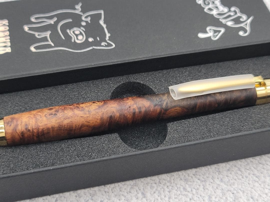 新品　こぶた工房　極上花梨瘤　紅白グロテスク　金金具　シャープペンシル0.5