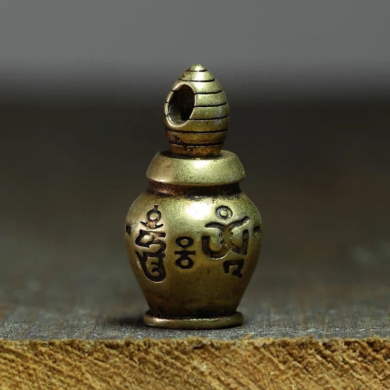 古玩銅器宝瓶箇性仏系純銅六字真言仏舎利塔ガ烏箱掛飾ペンダント