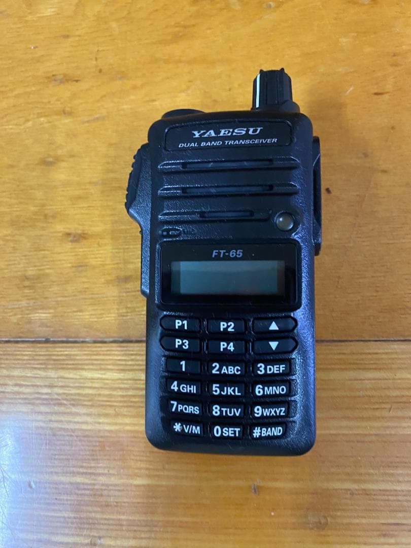 【Ｄ】YAESU FT-65 トランシーバー
