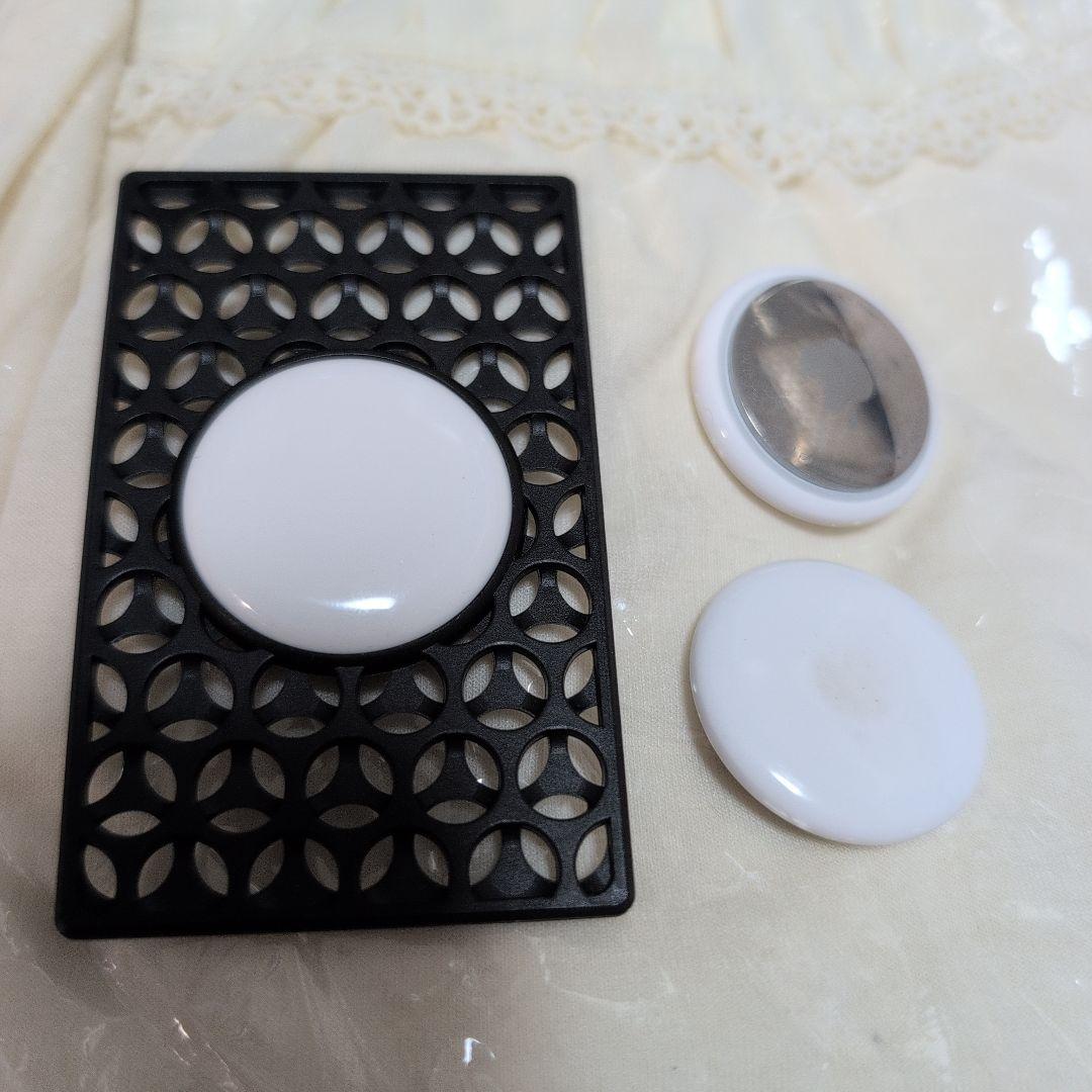 Apple AirTag 本体 3個セット ホワイト　エアタグ