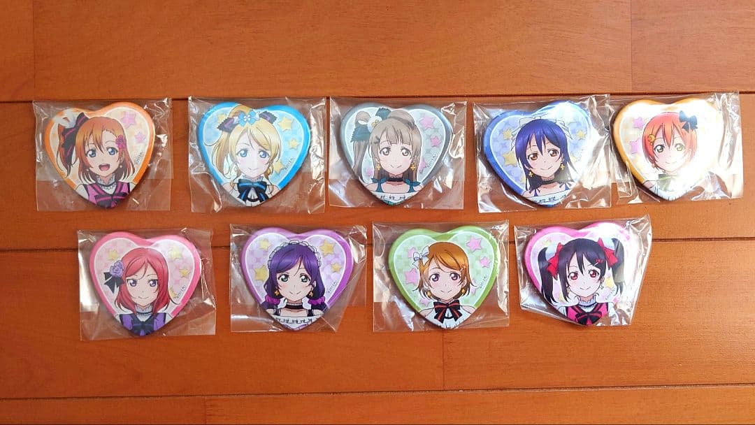 ラブライブ μ's 5th ライブ ハート型缶バッジ & スクエア缶 セット