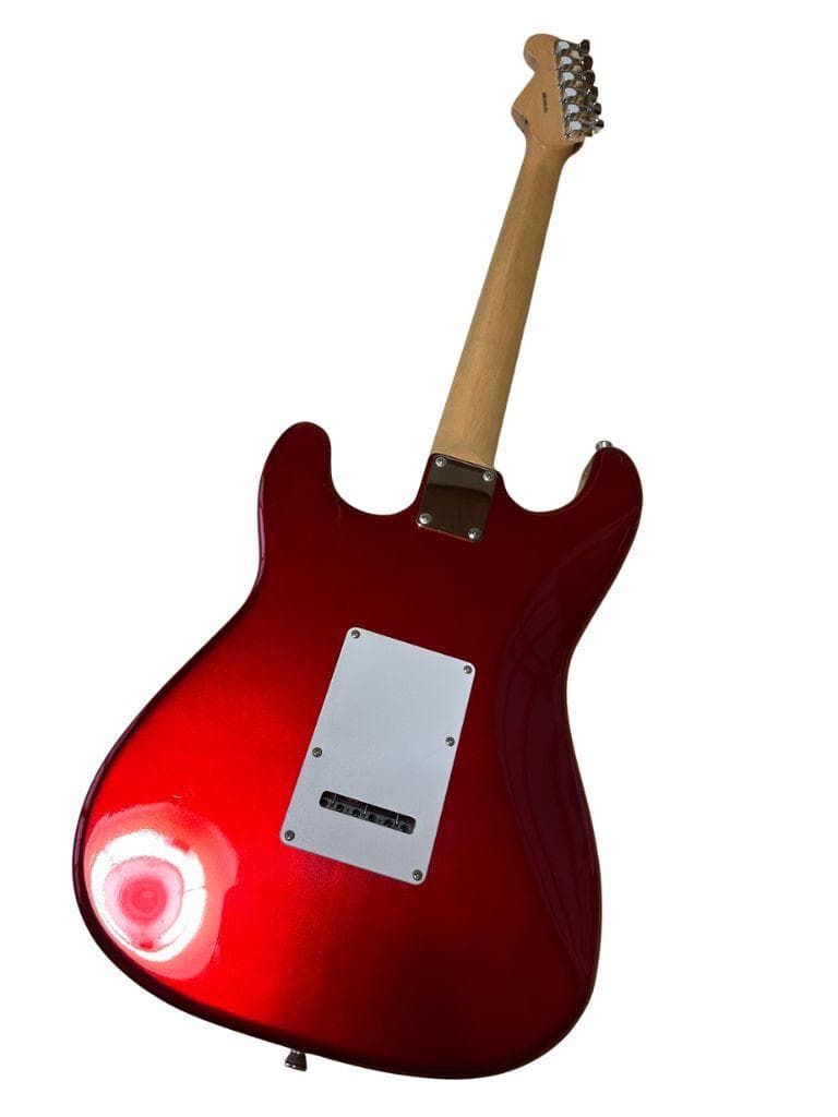 アーム、ソフトケース付き　ストラトタイプ　エレキギター　レッド