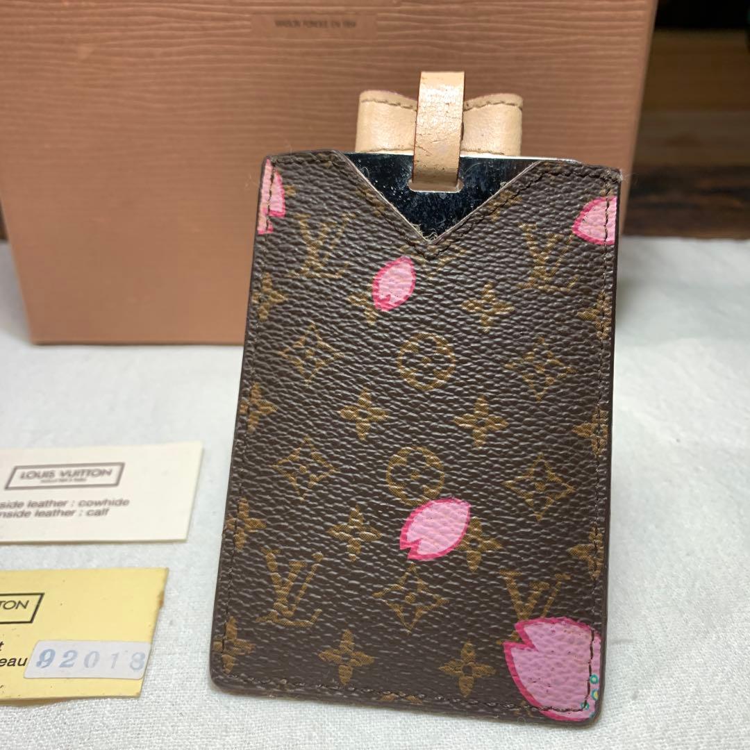 ルイヴィトン 村上隆 チェリーブロッサム ミラー