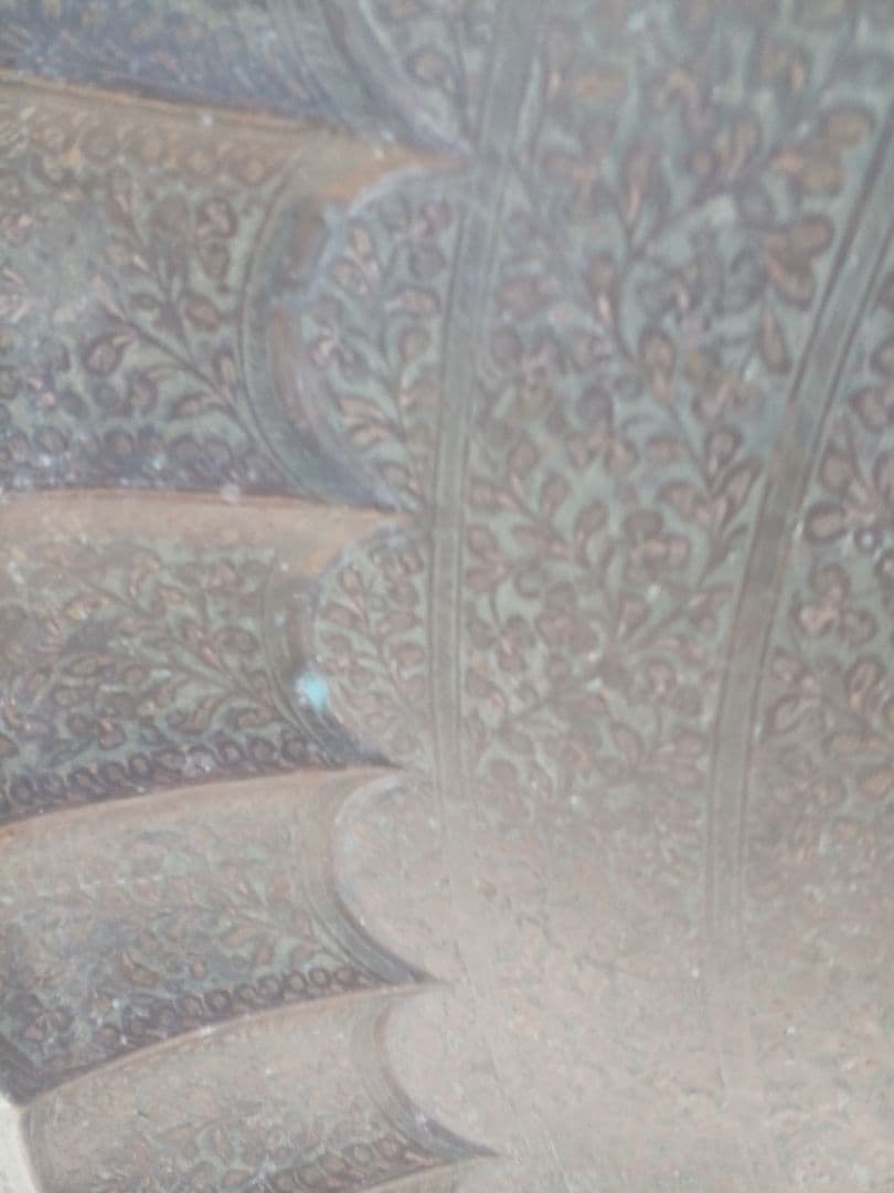 アンティーク大きな金属製プレート　直径約120cm