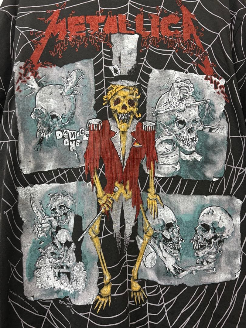 メタリカ LLICA Tシャツ